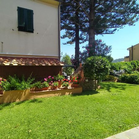 Appartamento Le Ancore Marciana Marina  Exterior photo